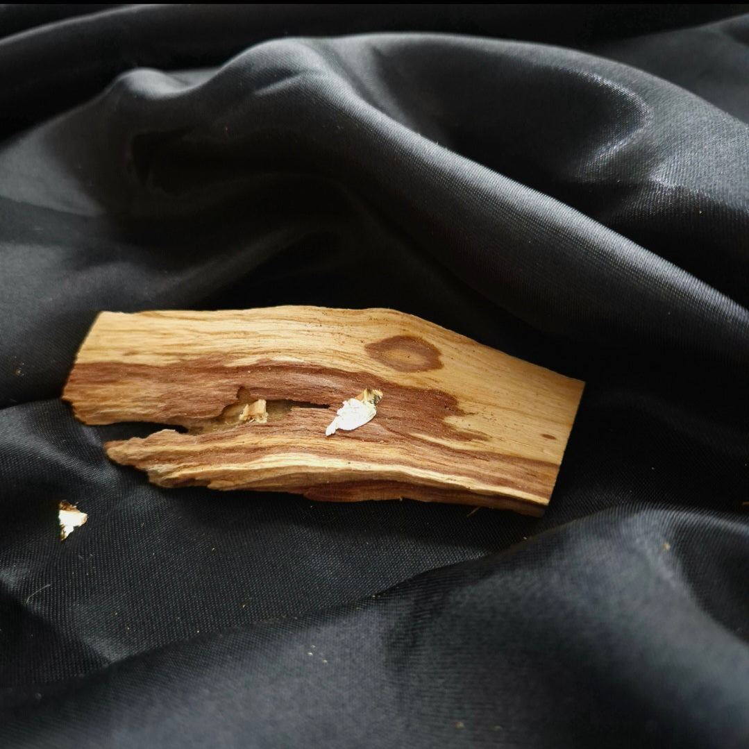 palo santo tikku pala